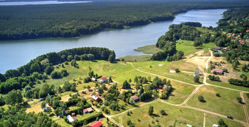 Działki nad Jeziorem Dołgie