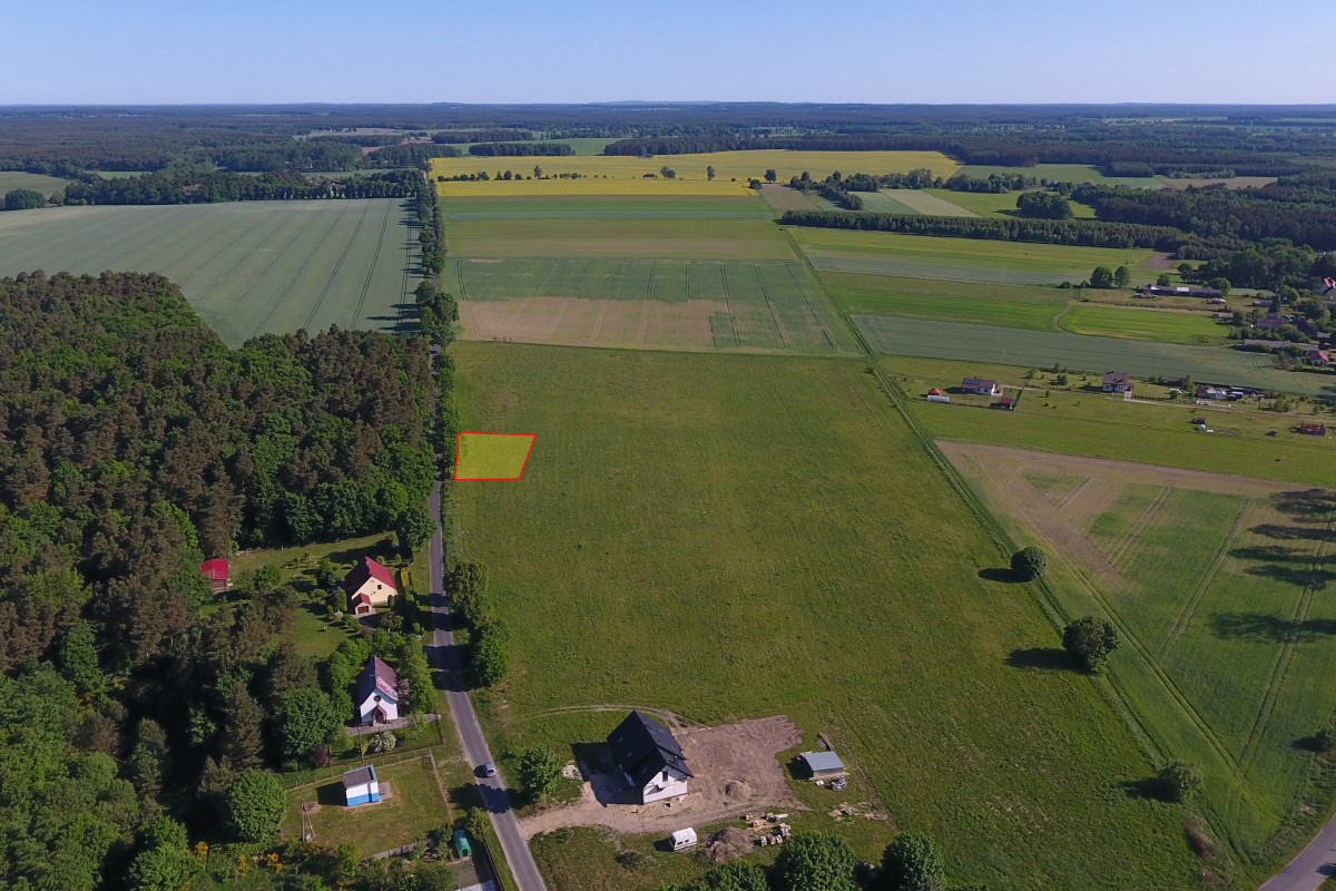 Działka budowlana w Sadkowie – 1185 m²